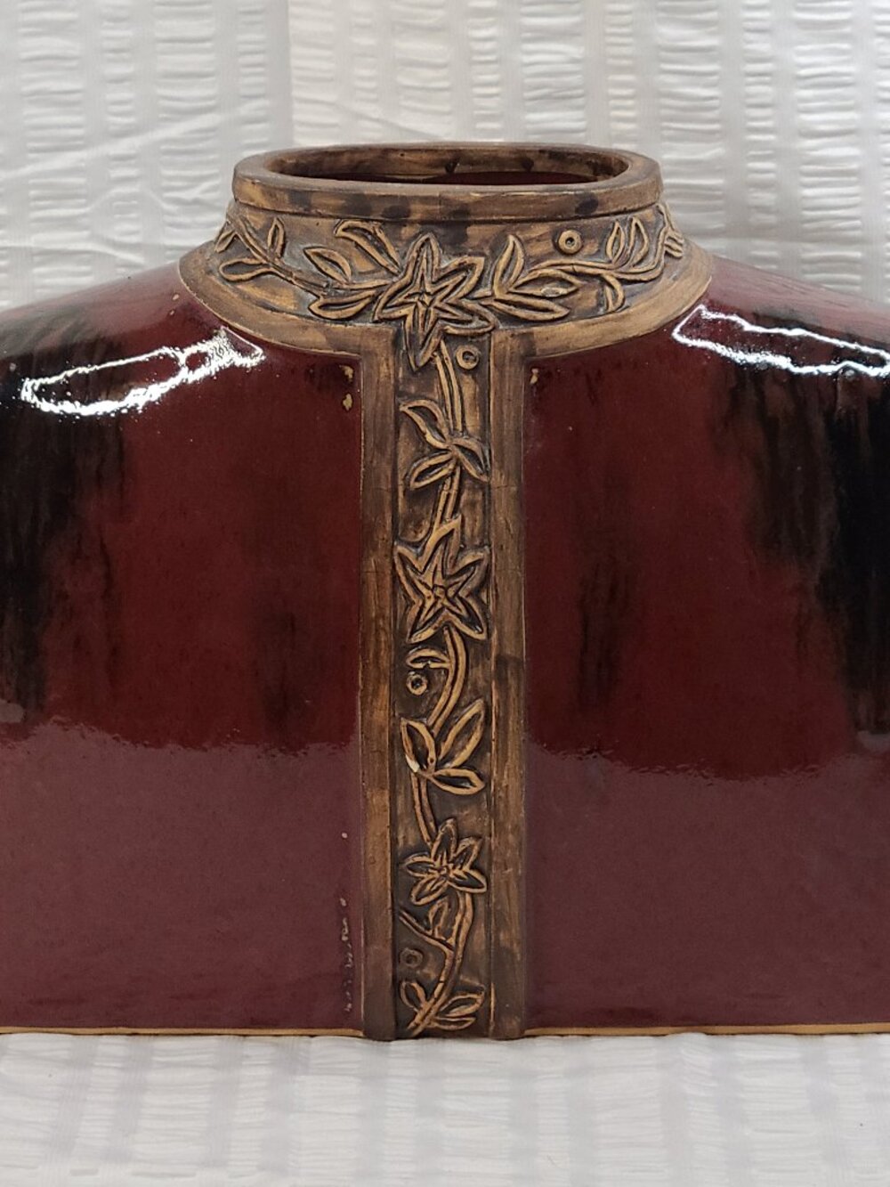 Asian Oriental Garment Vase Red Gold Black Heavy 10"H 11.5"W